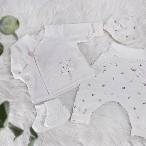Otroski komplet za novorojencke
