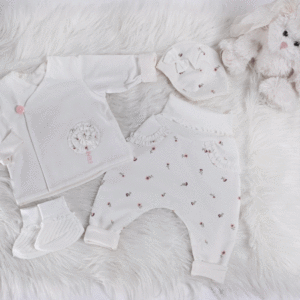 Komplet za novorojencke