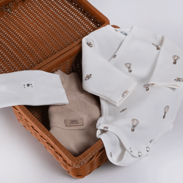 Otroski komplet za novorojencke