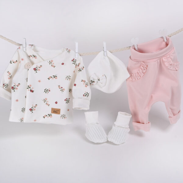 Otroski komplet za novorojencke