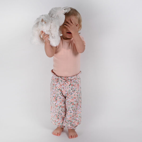 Otroske baggy hlace za puncko