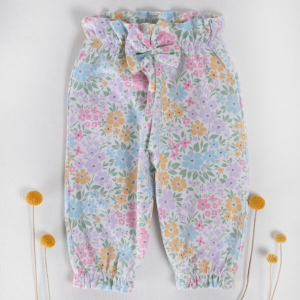 Otroske baggy hlace za puncko